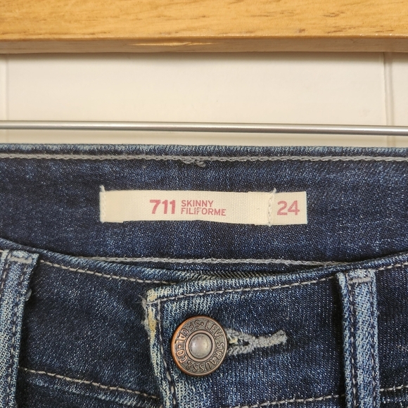 Levis 711 Skinny Jeans Dark Wash Square Pockets Stretchy Mid Rise Womens Size 24 - Picture 4 of 10